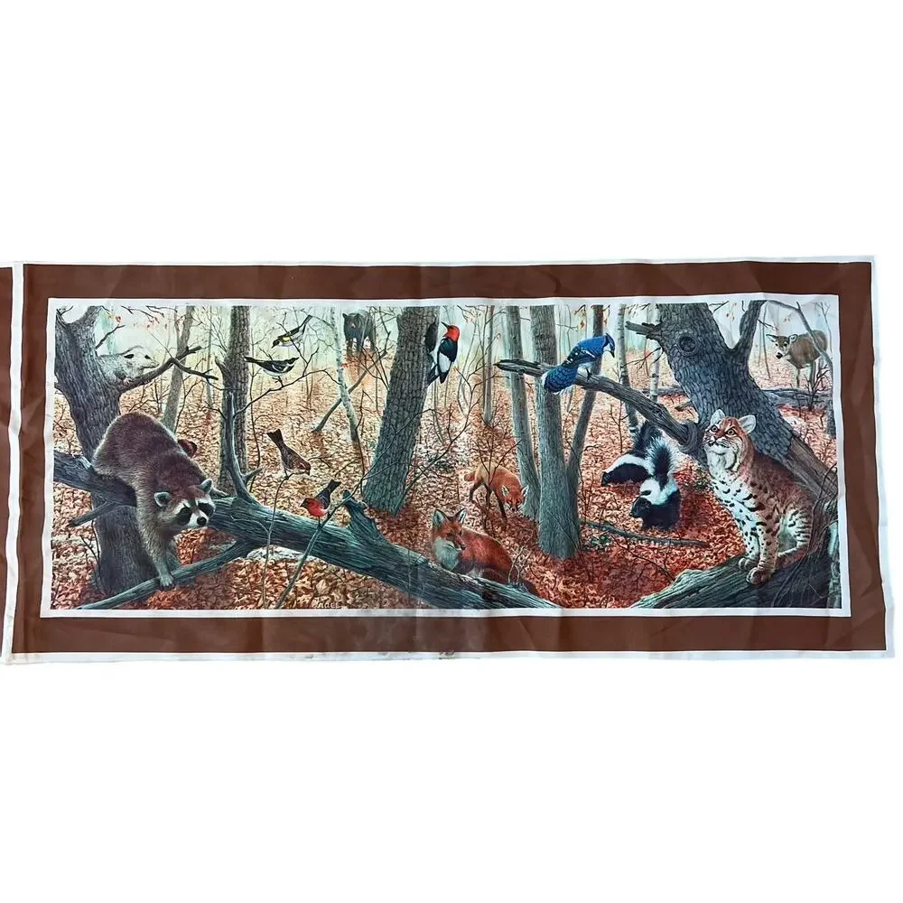 1975 National‎ Wildlife Federation Forest Animals Table Runner Raccoon Skunk
